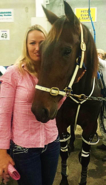 Chanelle with Te Amo Auckland 2014.jpg